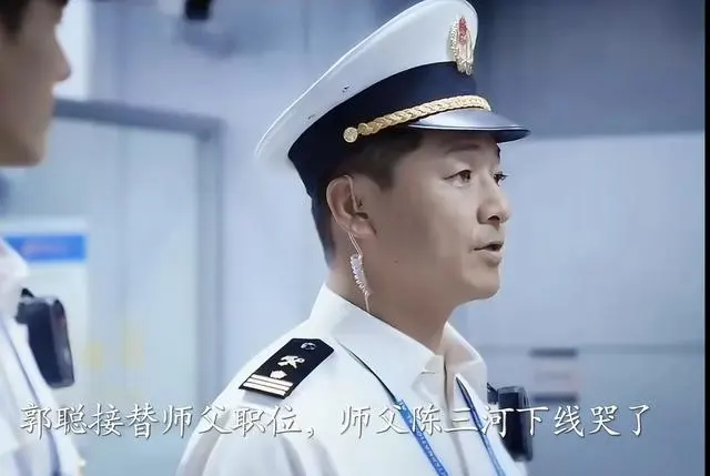 齐奎国丽娜《金关》再演夫妻档,校园同桌到结婚三十年:情报图 齐奎国丽娜《金关》再演夫妻档,校园同桌到结婚三十年:情报图