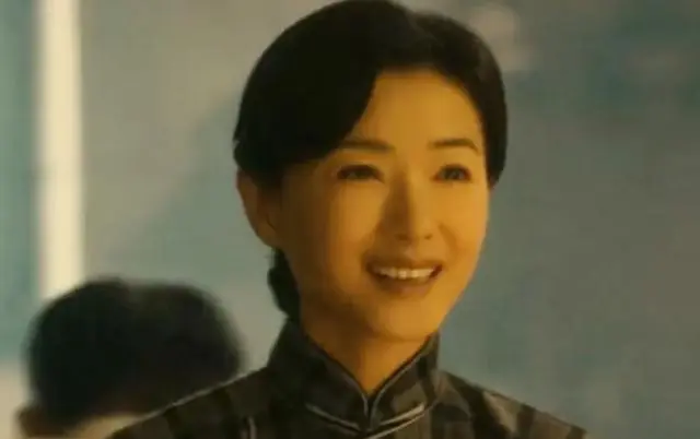 苏青出演《八千里路》以素颜演绎抗日女战士:情报图 苏青出演《八千里路》以素颜演绎抗日女战士:情报图