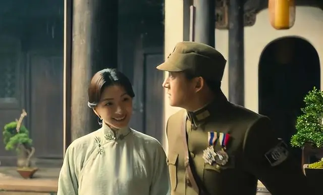 张永新新剧《八千里路云和月》口碑滑坡，年代战争叙事失衡引争议：资讯配图