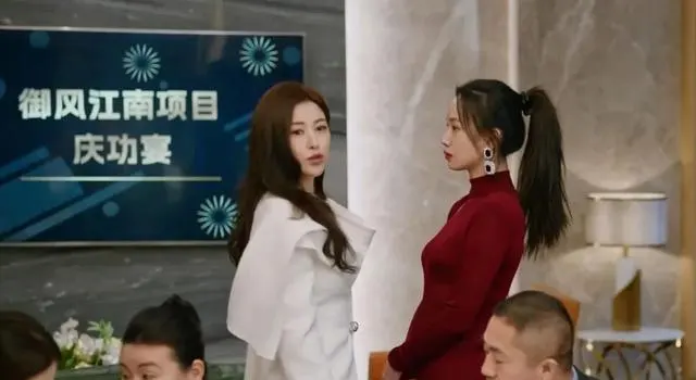 李梦《冰湖重生》卞皇后角色引发业内重评疯批美人表演谱系：情报图