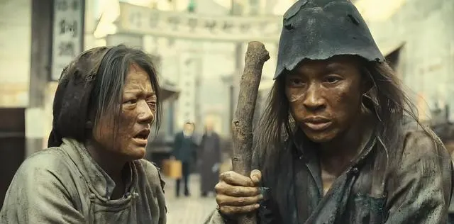 《八千里路云和月》张云旗李淑媛卖宅后沦为乞丐原因解析：细节速览