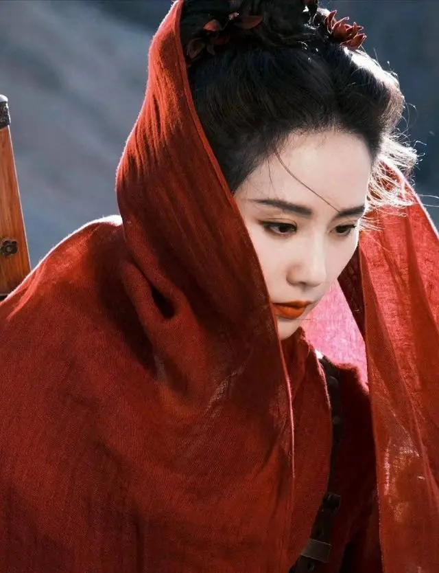 刘诗诗任如意角色三年后再度登热搜，古装清冷系表演获持续讨论：细节速览
