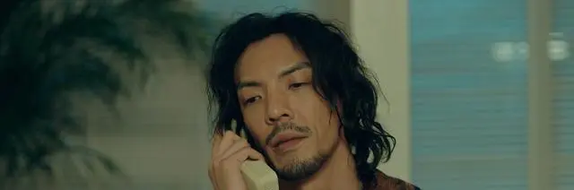 《她的罪名》第3集华为红遭黑吃黑肾被割，野狐岭仓库营救失败：资讯配图